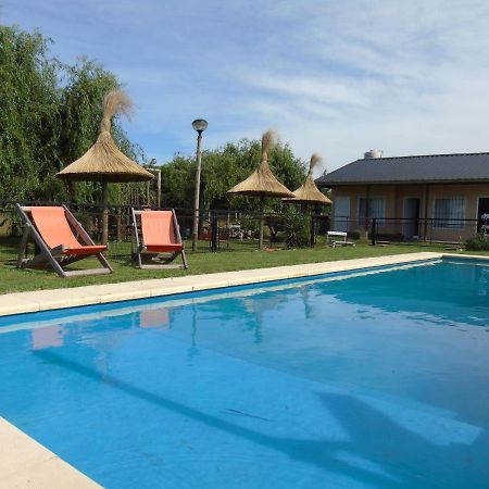 Aitue Bungalows Гвалегвайчу Екстер'єр фото